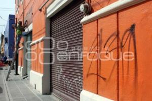 FACHADAS CON GRAFFITTIS PREVIO A TIANGUIS TURÍSTICO