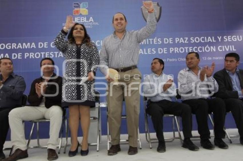 TOMA PROTESTA A COMITÉS DE PROTECCIÓN CIVIL FERNANDO MANZANILLA