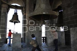 REPIQUE DE CAMPANAS EN CATEDRAL