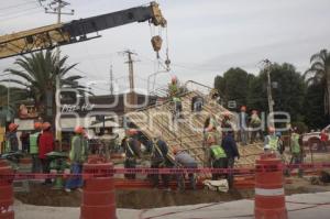 COLAPSA ESTRUCTURA . PUENTE
