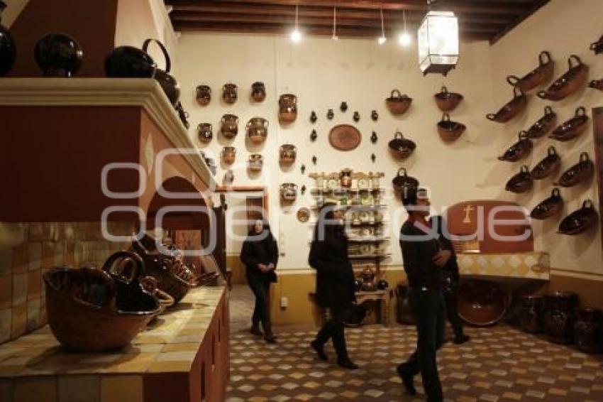 NOCHE DE MUSEOS