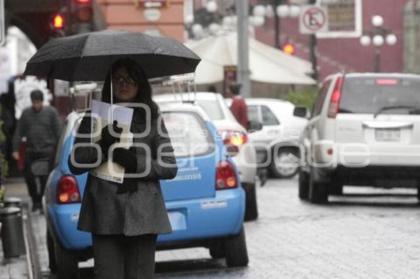 LLUVIA EN LA ANGELOPÓLIS