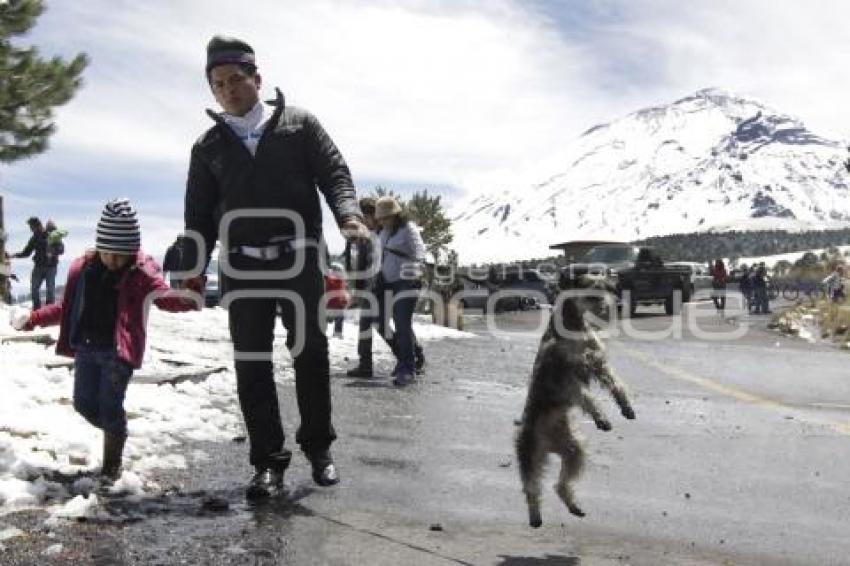 NEVADA EN LOS VOLCANES