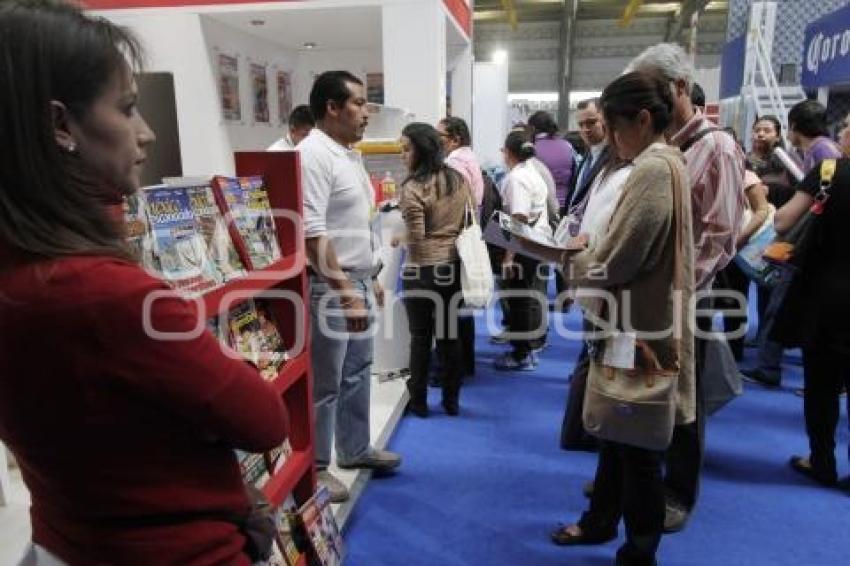 TIANGUIS TURÍSTICO ACCESO LIBRE