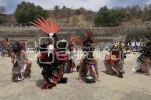 PIRÁMIDE DE CHOLULA . ENTRADA DE LA PRIMAVERA