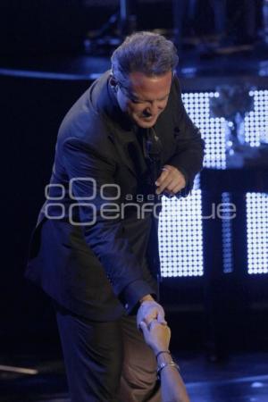 CONCIERTO LUIS MIGUEL "THE HITS TOUR"