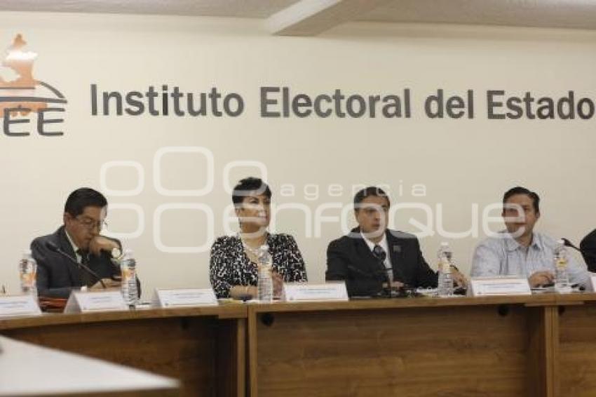 SESION DEL INSTITUTO ESTATAL ELECTORAL