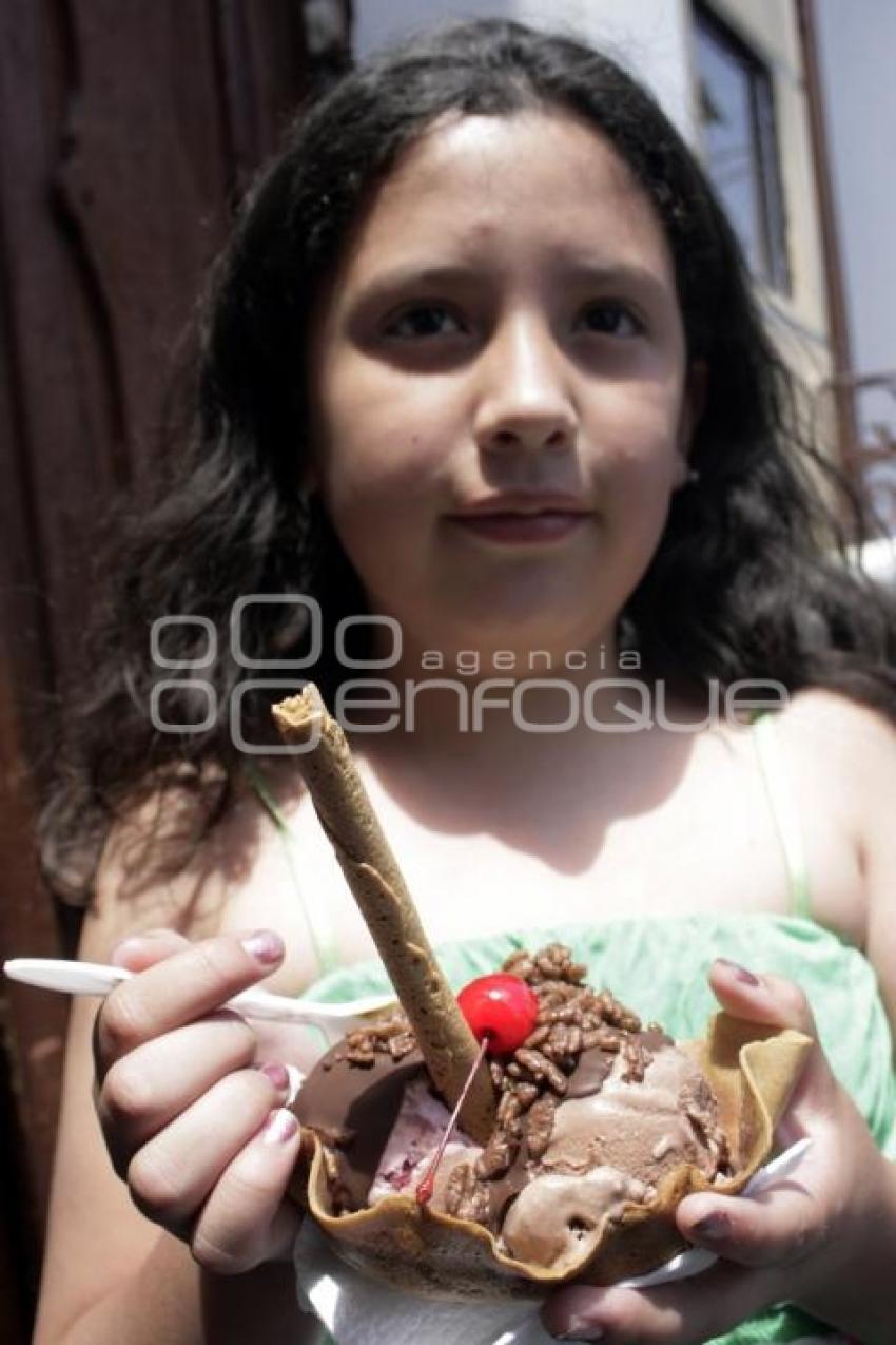 VIDA COTIDIANA. HELADOS