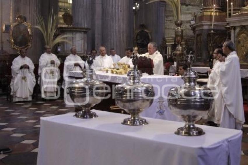 MISA CRISMAL CATEDRAL DEL PUEBLA . SEMANA SANTA