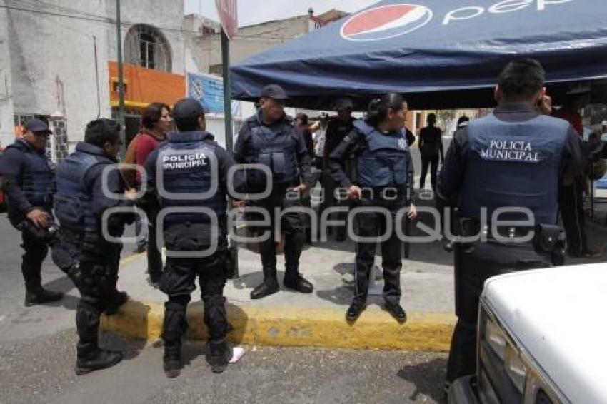 IMPIDEN COLOCACIÓN DE PUESTO . EL CALVARIO