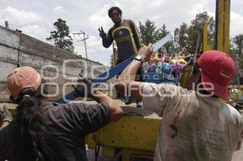 COLOCACIÓN DE PUESTOS EN EL CALVARIO