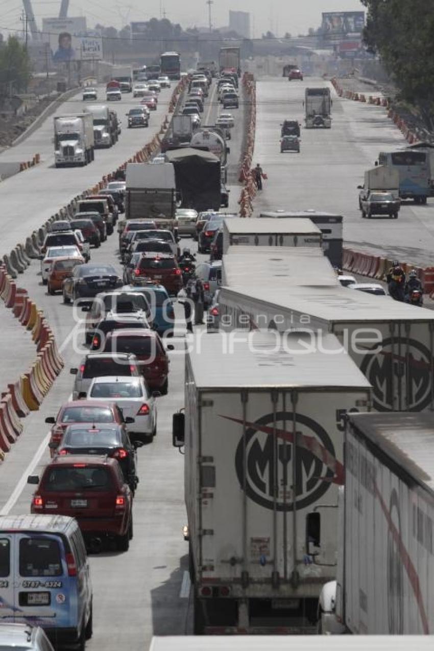 TRÁFICO EN AUTOPISTA MÉXICO PUEBLA