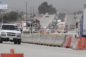 TRÁFICO EN AUTOPISTA MÉXICO PUEBLA