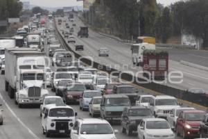 TRÁFICO EN AUTOPISTA MÉXICO PUEBLA