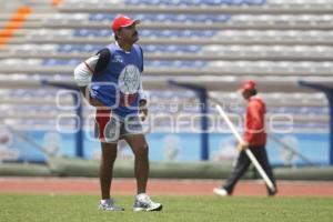 FUTBOL . ENTRENAMIENTO LOBOS