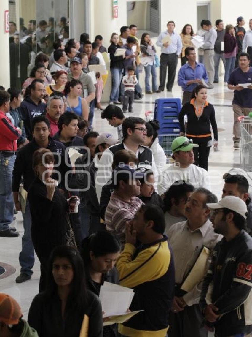 FILAS EN FINANZAS PARA PAGO CONTROL VEHICULAR