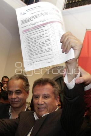 REGISTRO DE AGÜERA COMO CANDIDATO A LA PRESIDENCIA MUNICIPAL