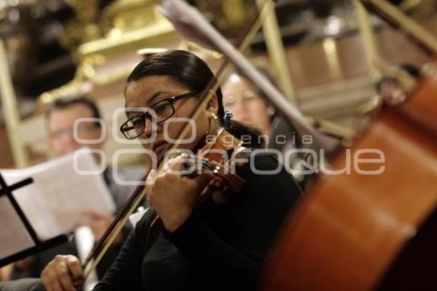 BRÖDEL ESTRENÓ CANTATA A LA VIRGEN DE GUADALUPE