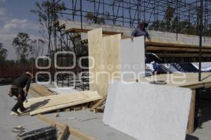 INICIA COLOCACIÓN DEL TEMPLETE PARA DESFILE