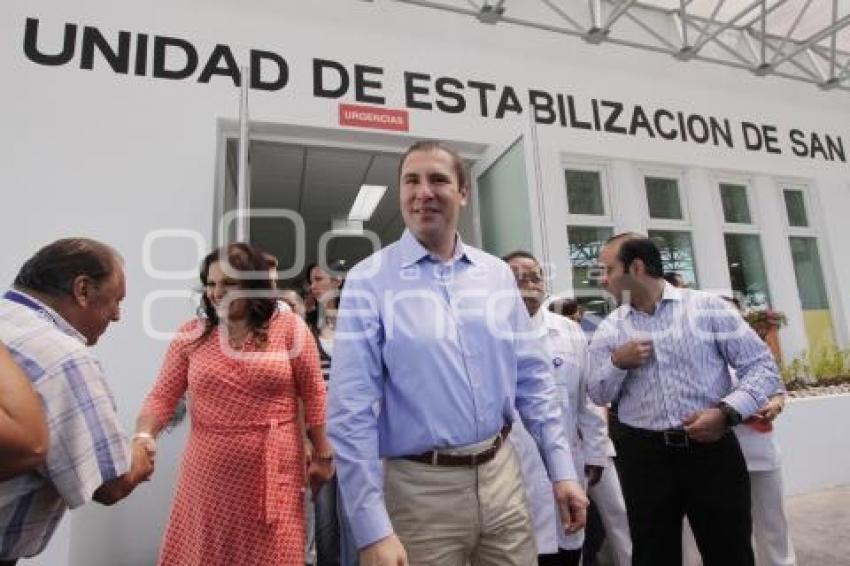 INAUGURA GOBERNADOR UNIDAD DE ESTABILIZACIÓN EN HOSPITAL