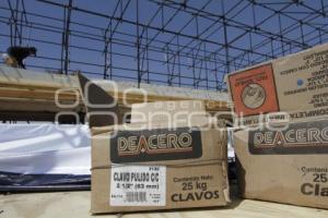 INICIA COLOCACIÓN DEL TEMPLETE PARA DESFILE