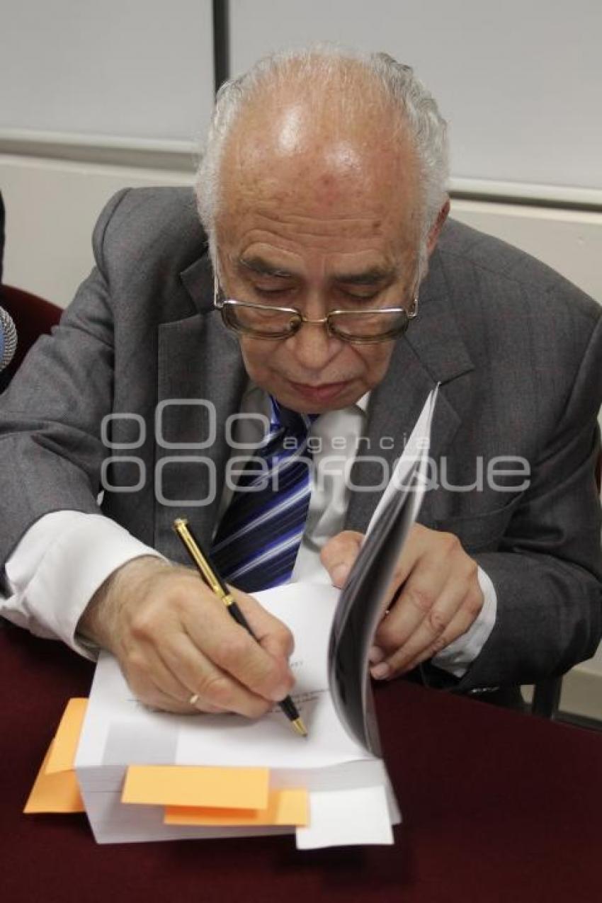 LIBRO MANUEL DÍAZ CID