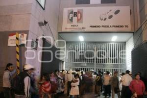 PLANTÓN EN EL PRI ESTATAL