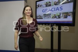 PRESENTAN BECA UN NIÑO INDÍGENA