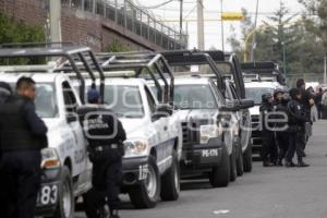 MANIFESTANTES SE RETIRAN DE LA AV XONACATEPEC