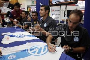 FIRMA DE AUTÓGRAFOS PUEBLA FC