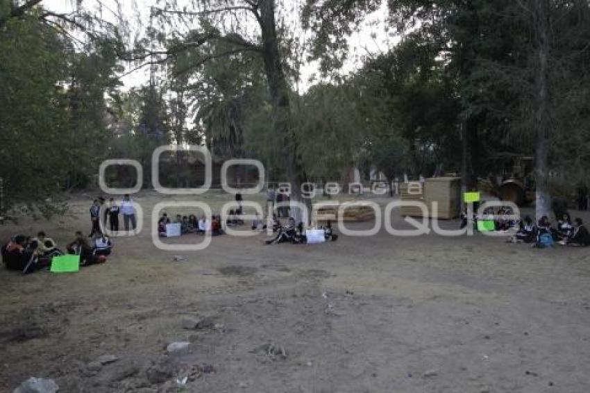 MANIFESTACIÓN EN EL CENHCH CONTRA LA RUEDA PANORÁMICA