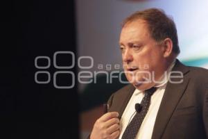 RETO NEGOCIOS UDLAP . ARMANDO GARZA