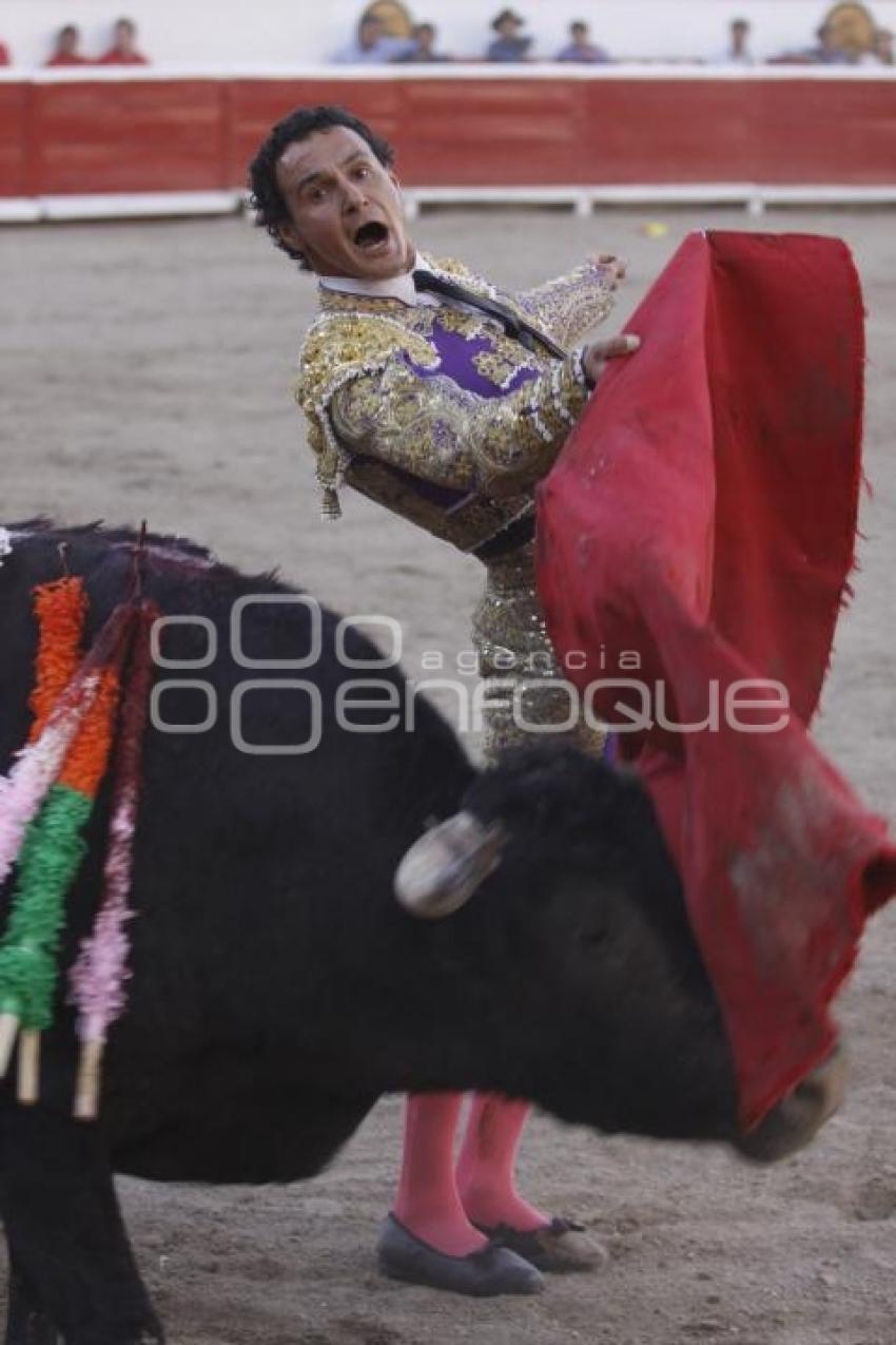 TORERO FERMIN SPINOLA . TOROS EN EL RELICARIO