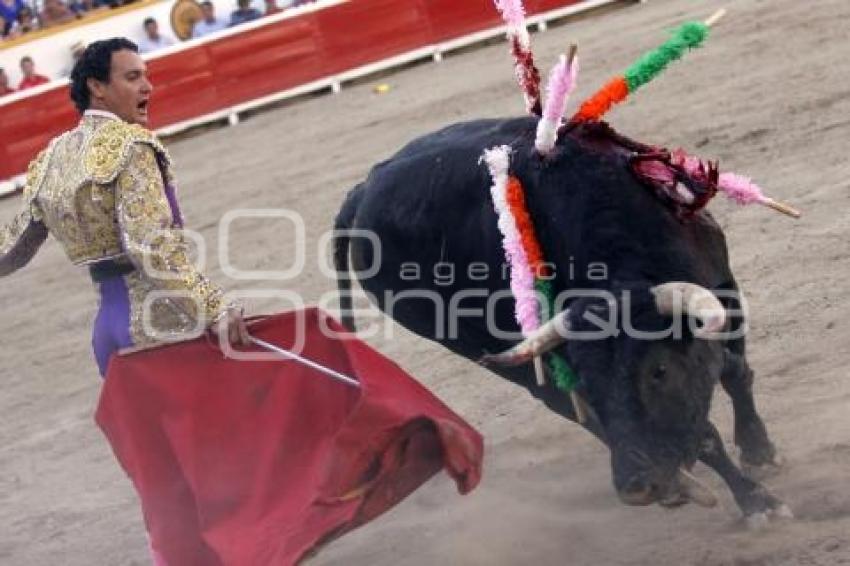 TORERO FERMIN SPINOLA . TOROS EN EL RELICARIO