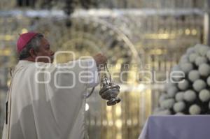 RELIGIÓN . MISA ARZOBISPO