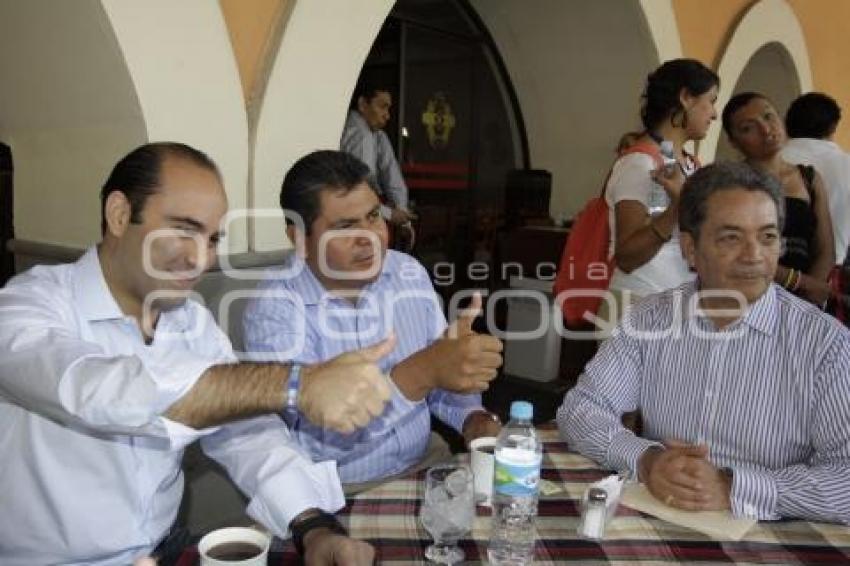 JORGE AGUILAR CHEDRAUI SE REÚNE CON JULIÁN RENDÓN