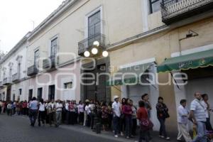 CIENTOS NO PUDIERON INGRESAR AL CONCIERTO DE RAÚL DIBLASIO