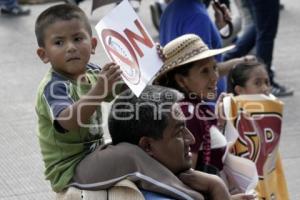 MANIFESTACIÓN DEL CENHCH CONTRA LA RUEDA DE LA FORTUNA