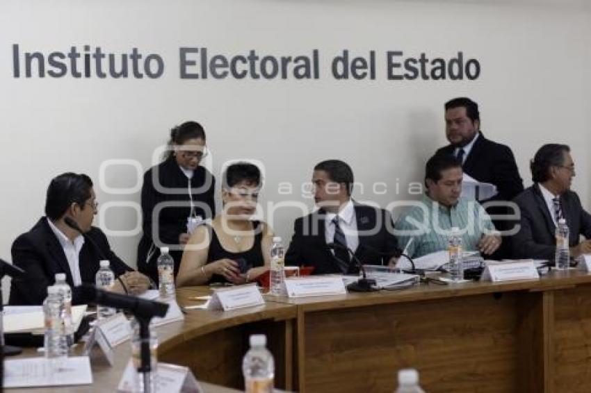 SESIÓN IEE