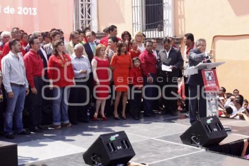 AGUERA TOMÓ PROTESTA COMO CANDIDATO A LA PRESIDENCIA