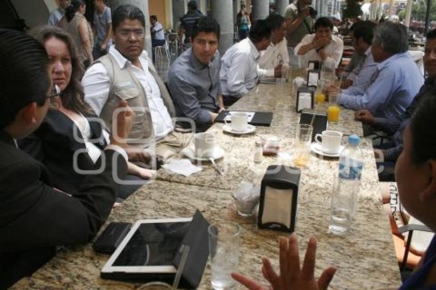RIVERA CON PRESIDENTES DE JUNTAS AUXILIARES
