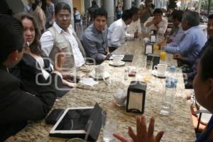 RIVERA  CON PRESIDENTES DE JUNTAS AUXILIARES