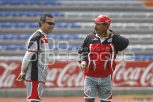 ENTRENAMIENTO LOBOS BUAP