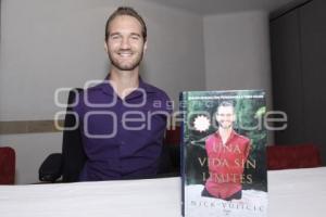 CONFERENIA NICK VUJICIC EN PUEBLA