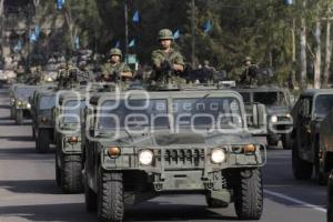 PRÁCTICA DEL DESFILE DEL 5 DE MAYO