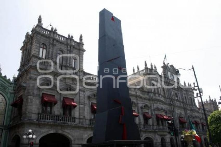 EXPOSICIÓN EN EL ZÓCALO