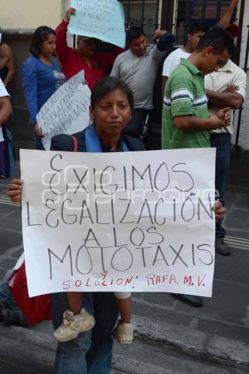 MANIFESTACIÓN MOTOTAXIS