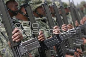 ENSAYO DE LA CEREMONIA DEL 5 DE MAYO