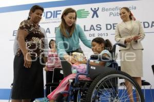 DONACIÓN DE SILLAS DE RUEDAS. DIF