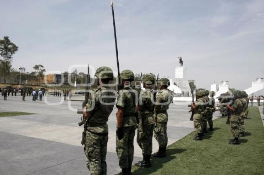 ENSAYO DE LA CEREMONIA DEL 5 DE MAYO